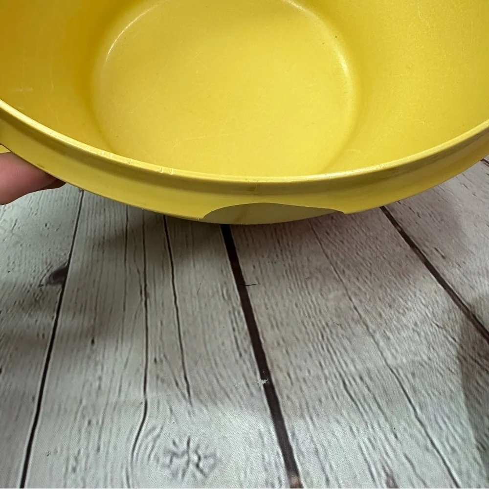 vintage tupperware harvest gold Mixing Bowl with Lid